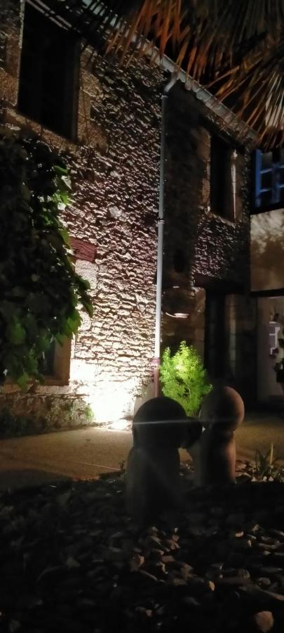 מלון ג'וסלין La Cour Des Ursulines מראה חיצוני תמונה