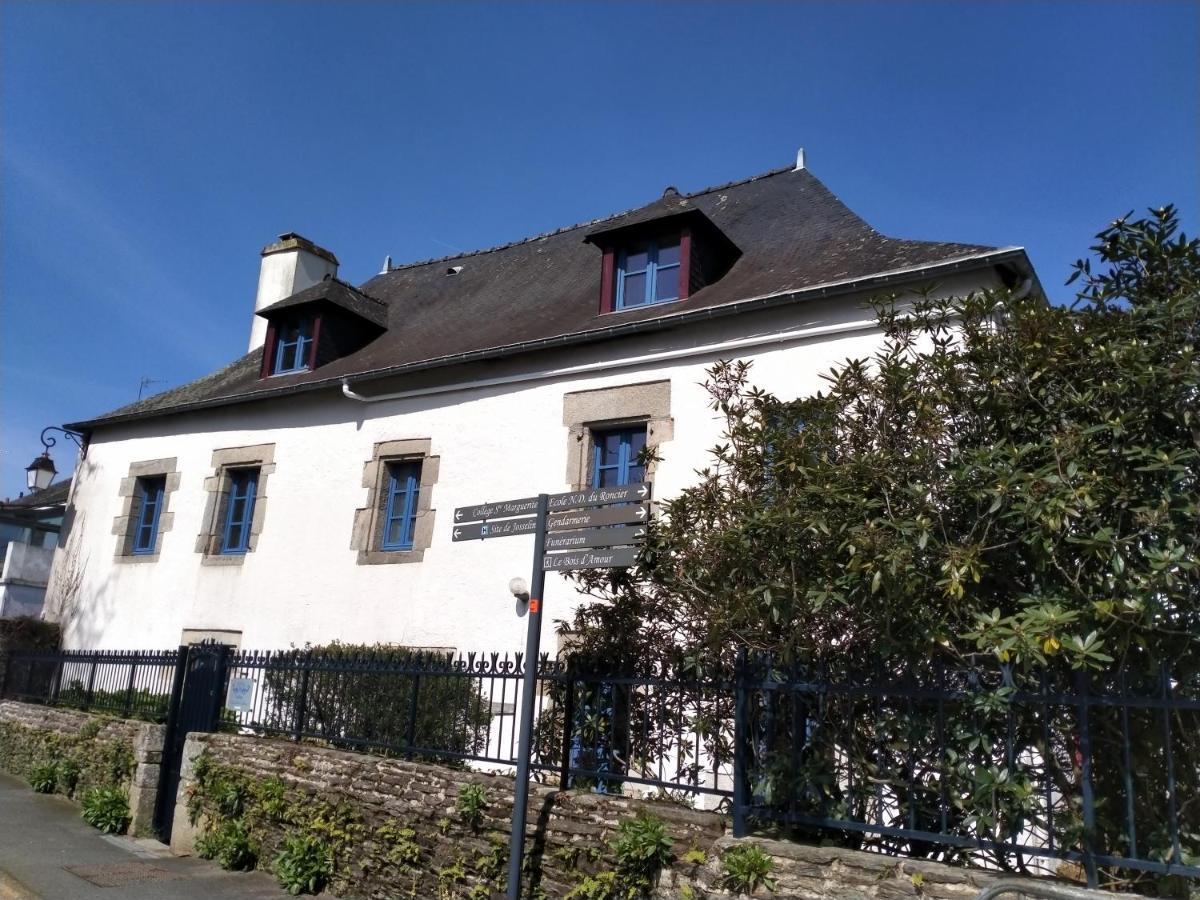 מלון ג'וסלין La Cour Des Ursulines מראה חיצוני תמונה