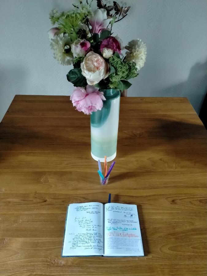 מלון ג'וסלין La Cour Des Ursulines מראה חיצוני תמונה